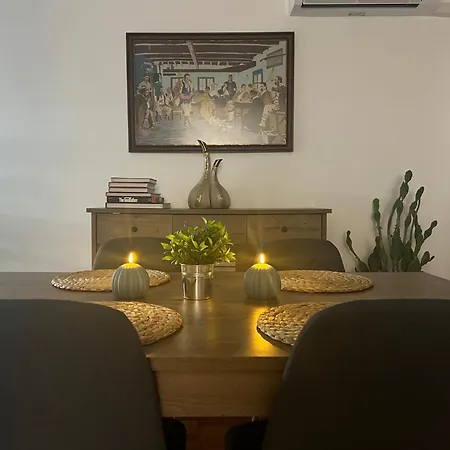 Kakavanen's Sea View *