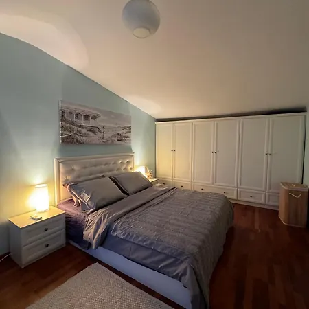 Kakavanen's Sea View Apartment Balchik