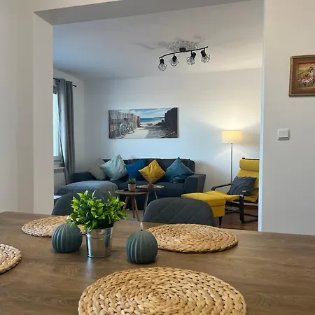 Kakavanen's Sea View * Balčik